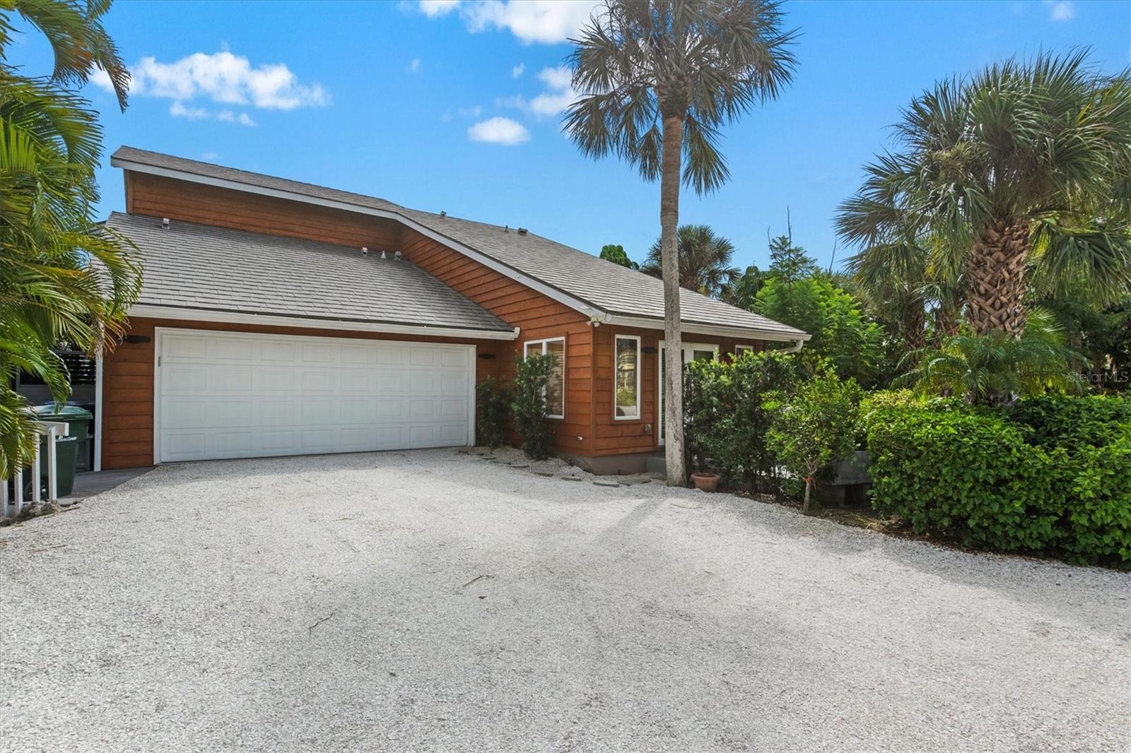 140 N CASEY KEY ROAD