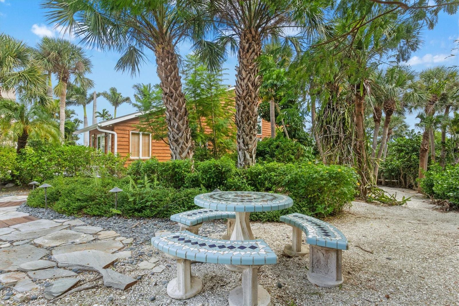 CASEY KEY - Residential