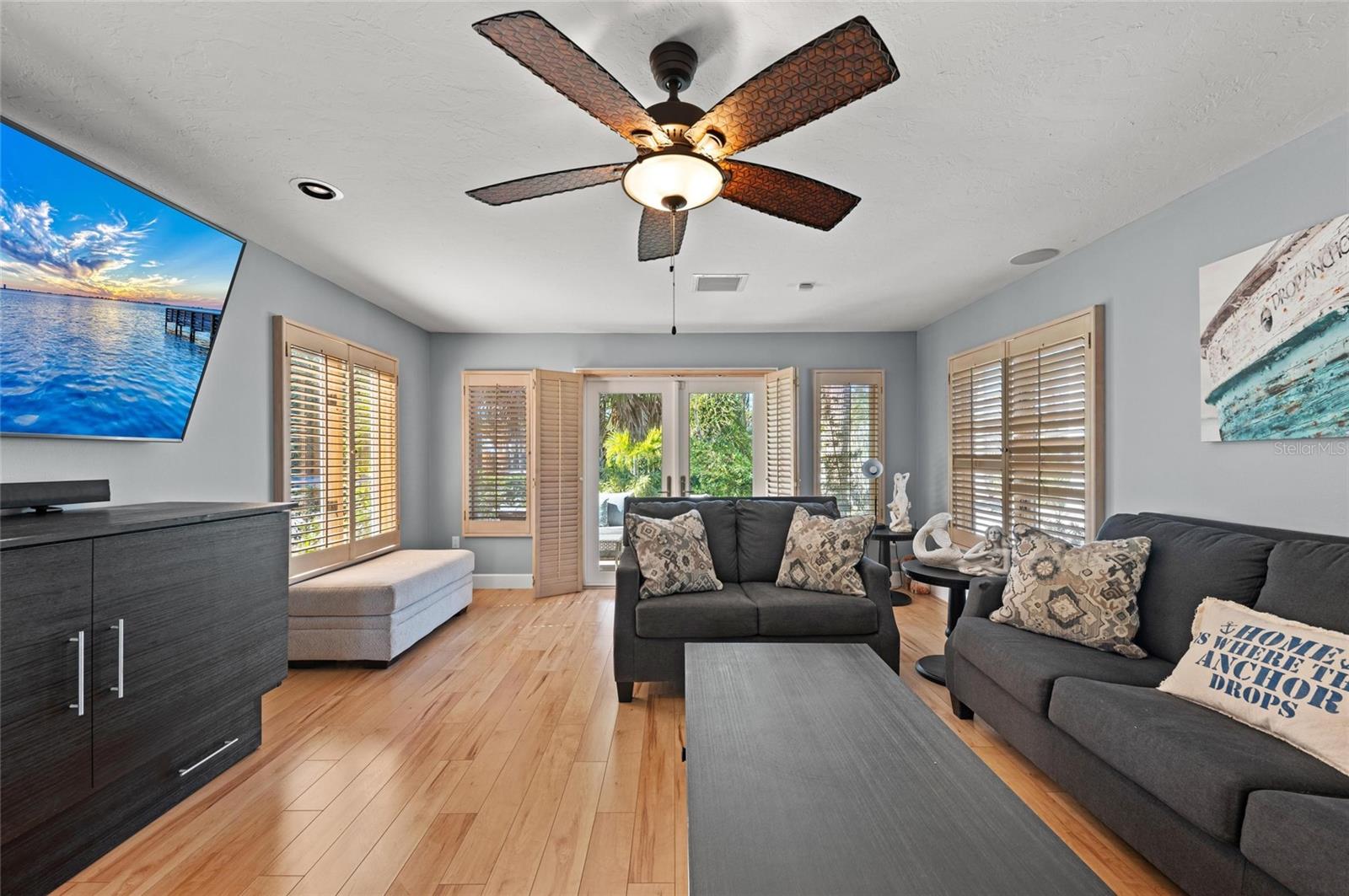 CASEY KEY - Residential