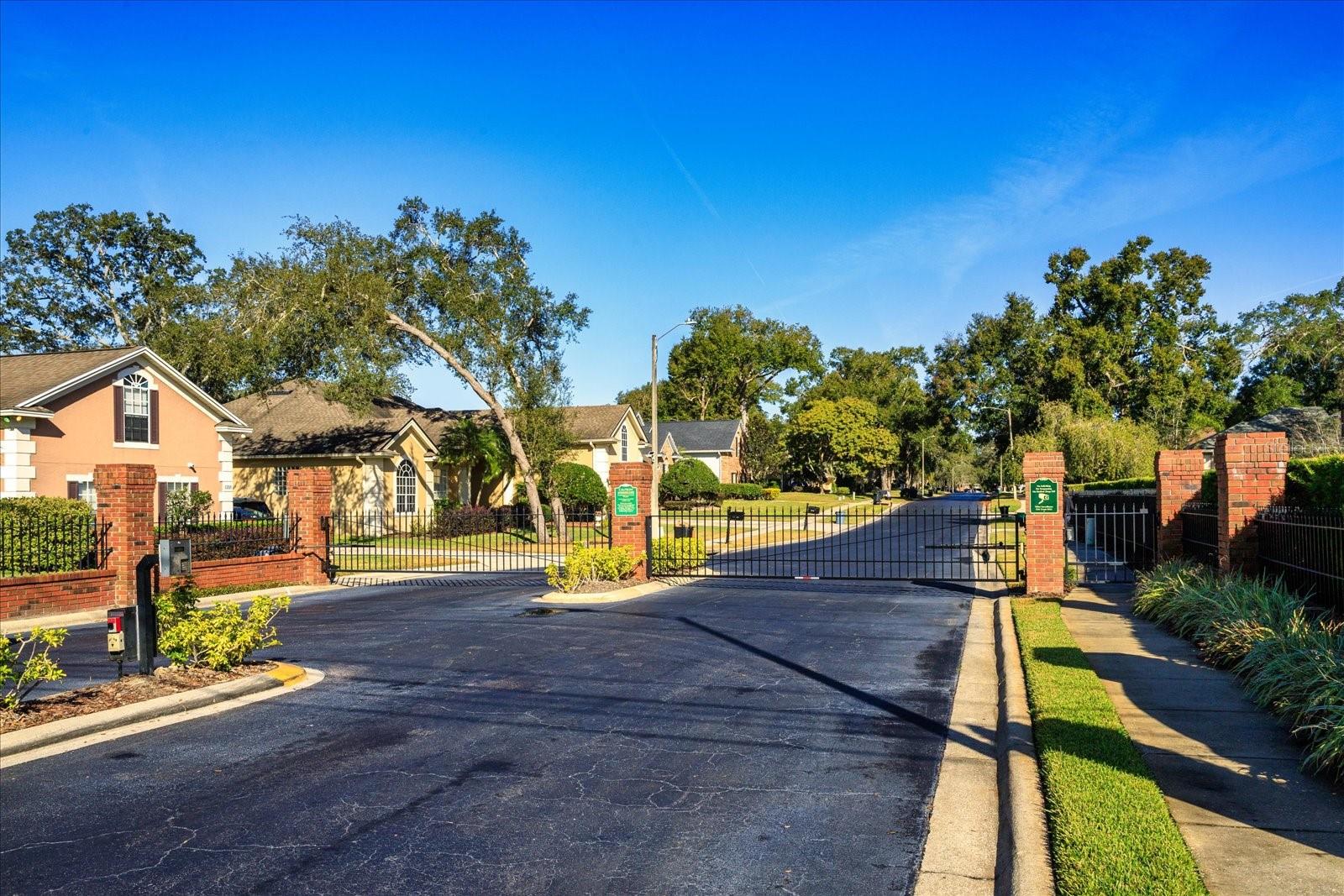 OAKCREST-514 - Residential