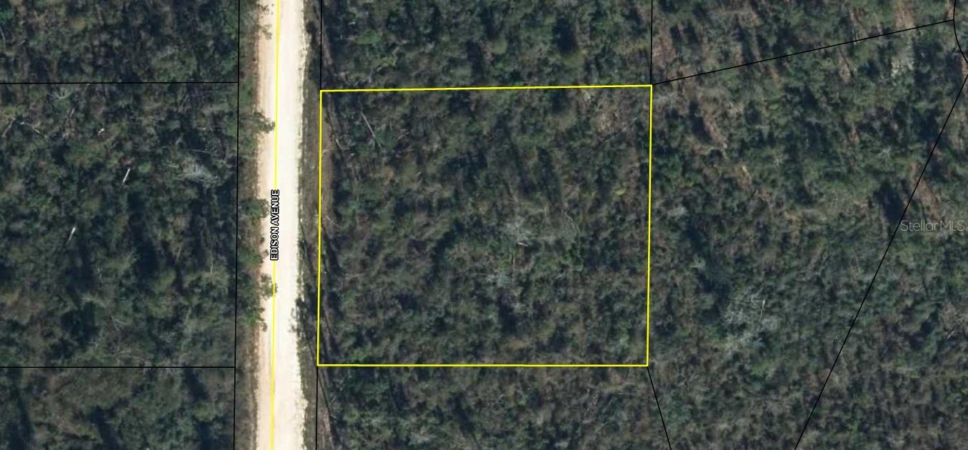 Don't miss this opportunity in Compass Lake Hills. Enjoy over 1 acre in this peaceful community with no HOA. Buyer and buyer's agents to verify measurements and all information/details on the property
