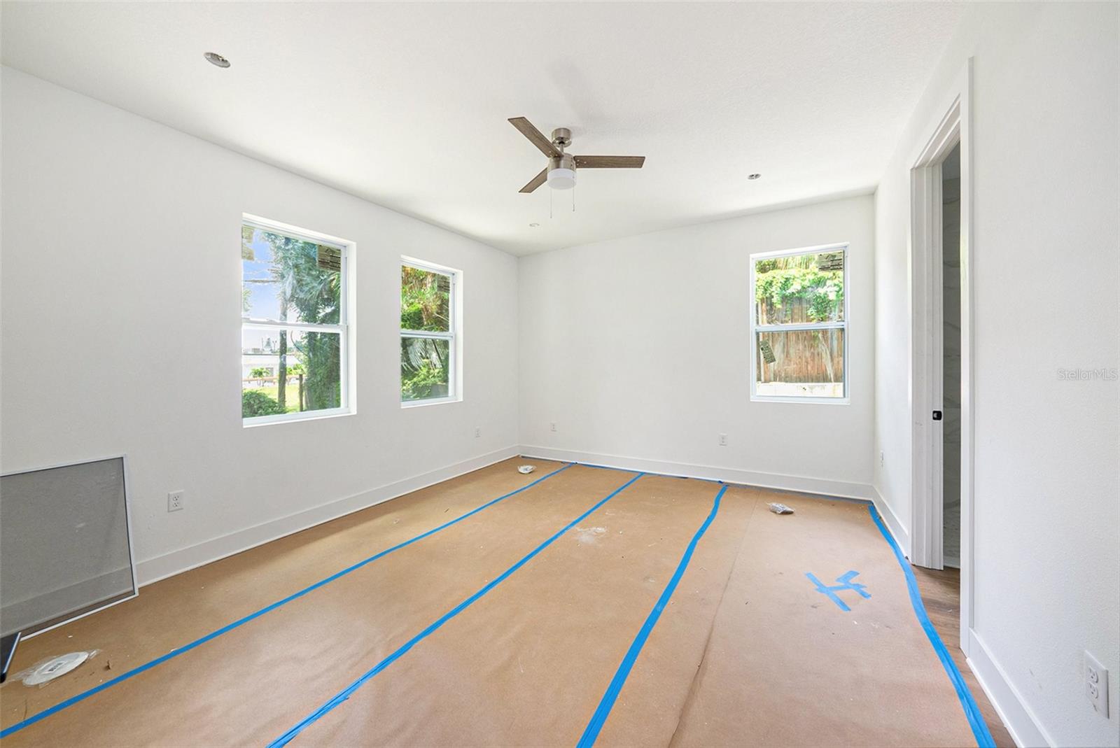 Photo 6 of 11 of 880 17TH AVENUE S house