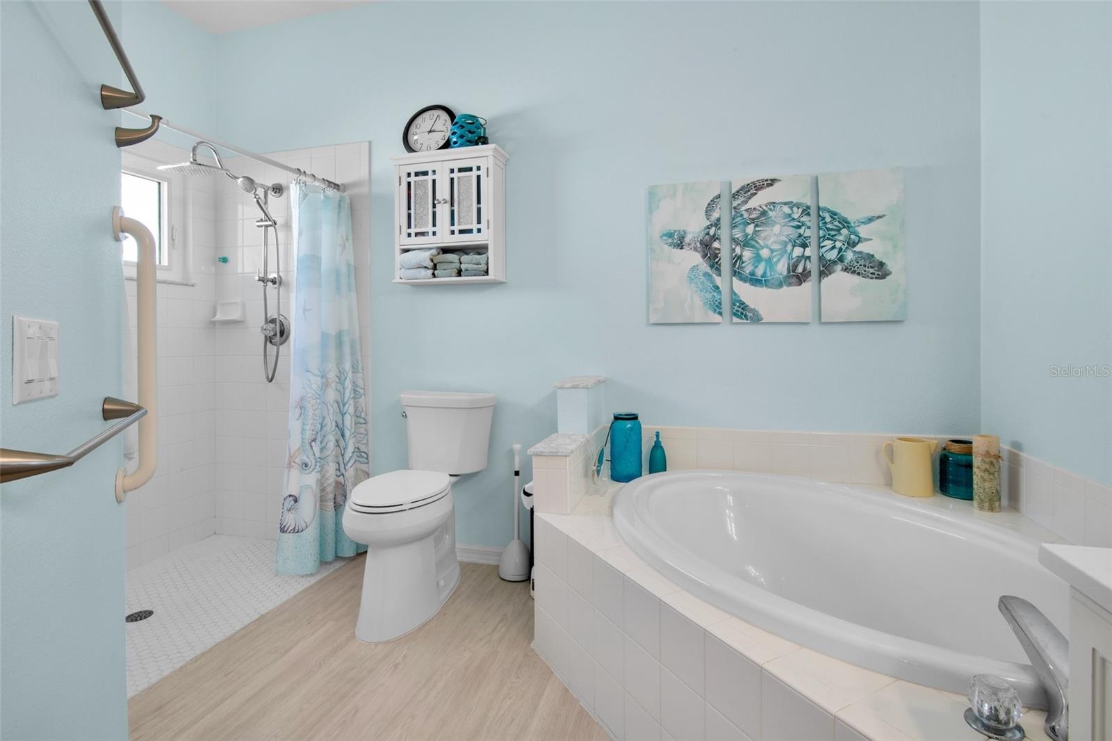 TURTLE ROCK PARCELS I & J - Residential