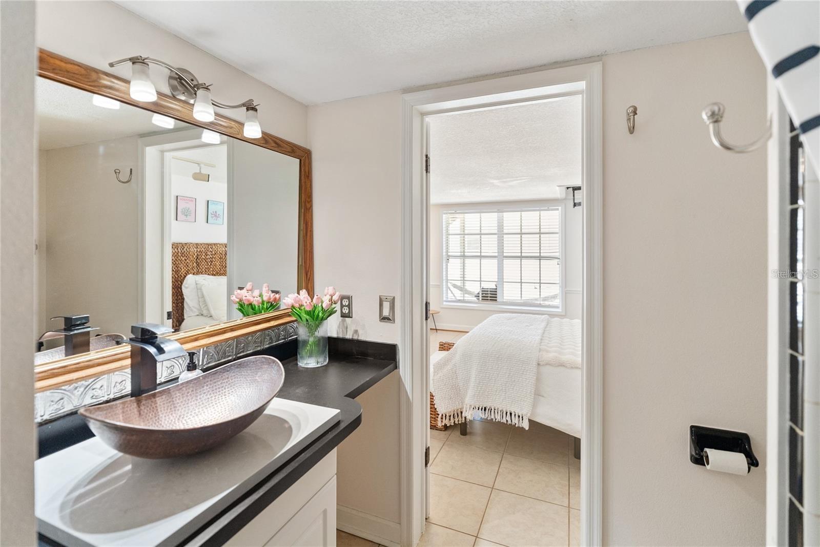 SOUTH VENICE - Residential