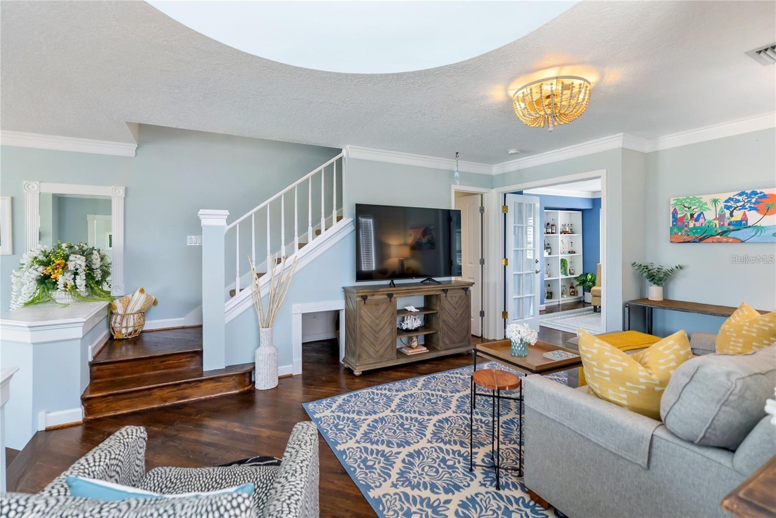 SOUTH VENICE - Residential