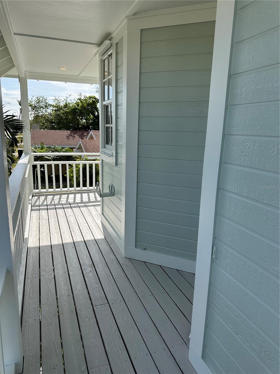 SOUTH VENICE - Residential