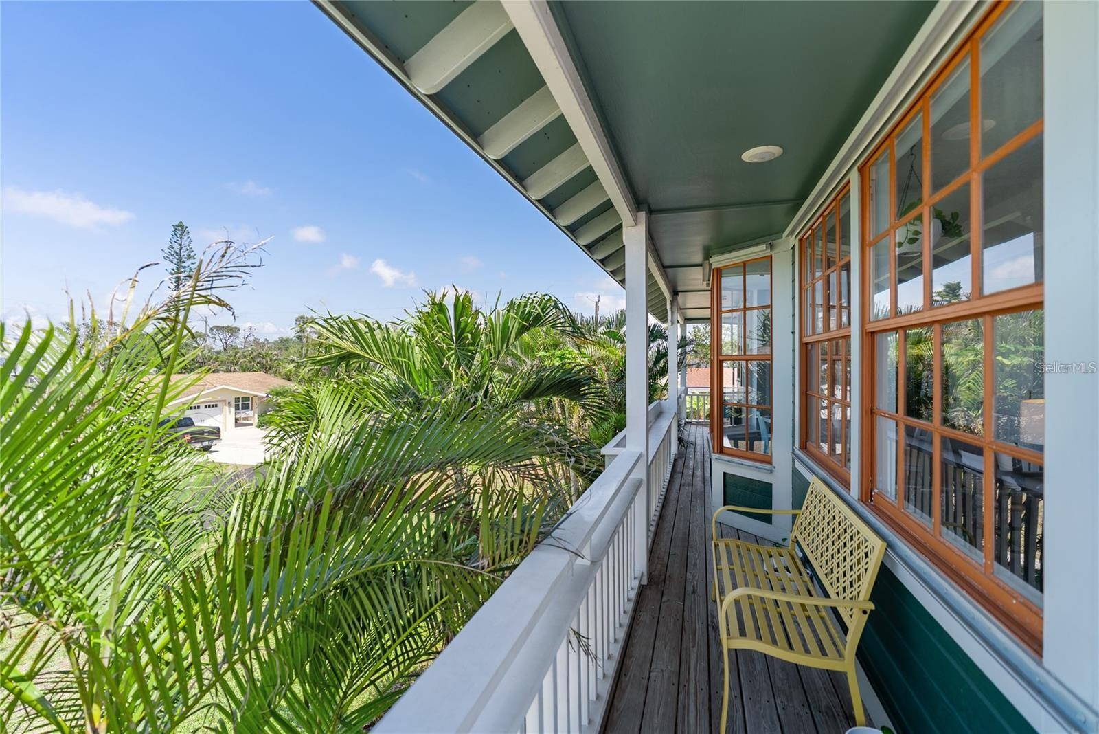 SOUTH VENICE - Residential