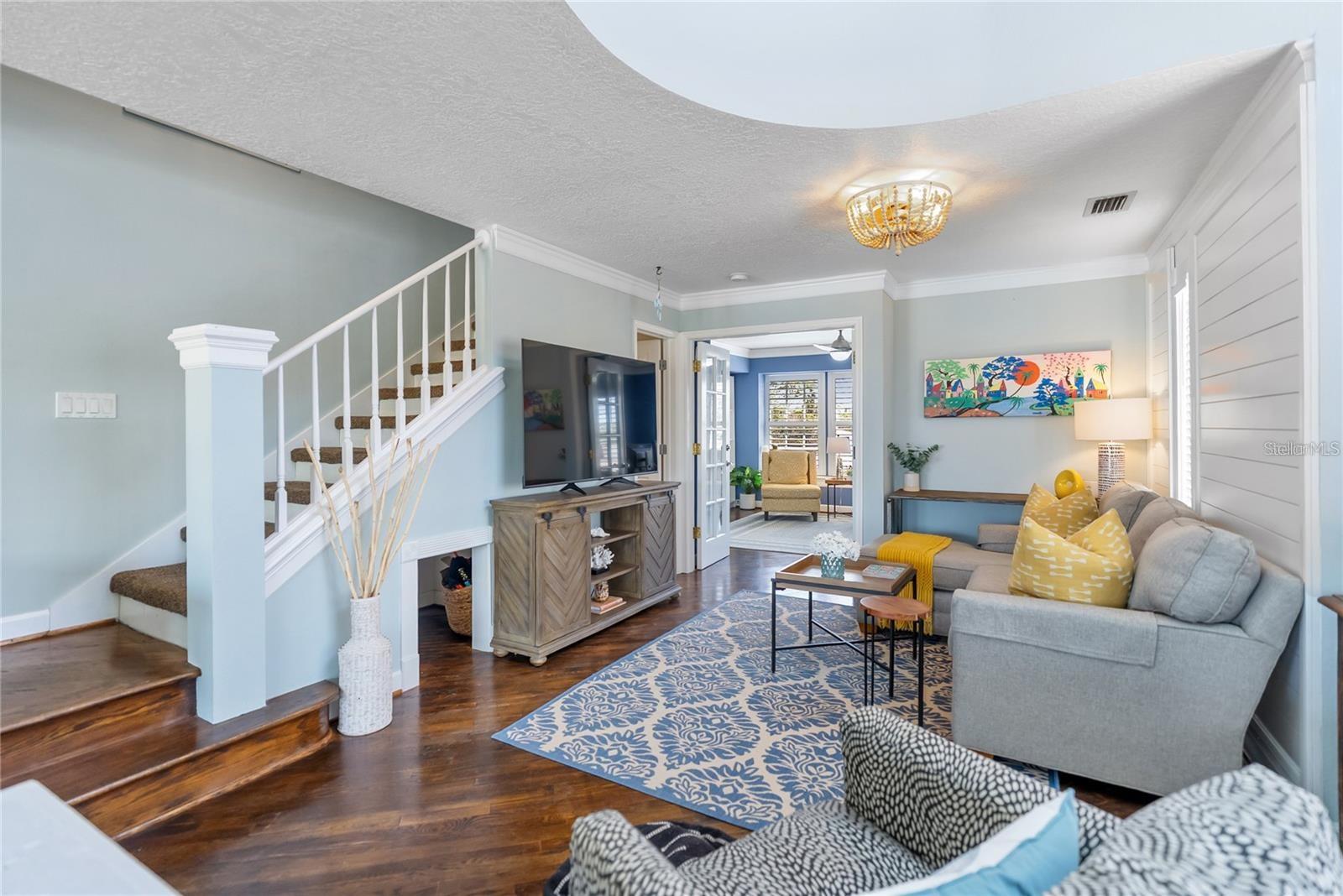 SOUTH VENICE - Residential