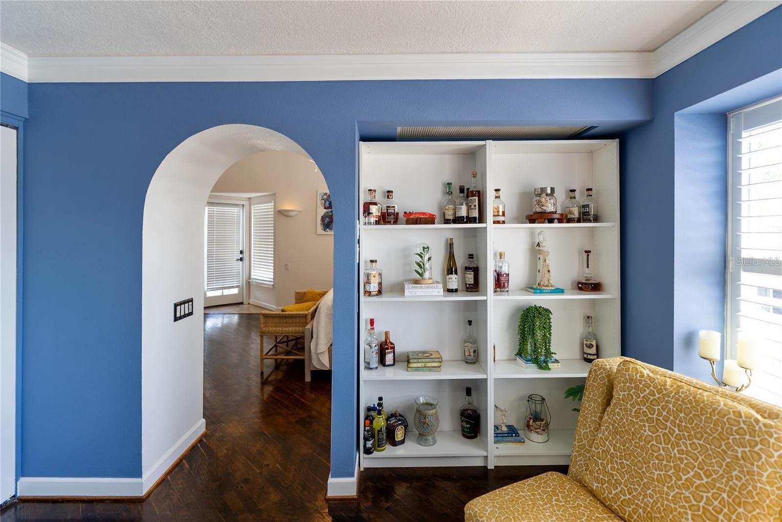 SOUTH VENICE - Residential