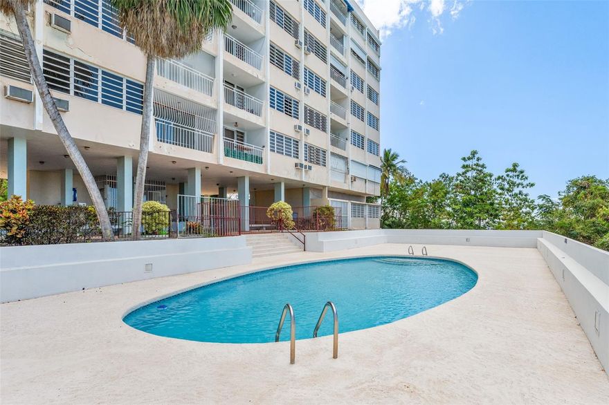 Prop ID: L-1122. This fully remodeled third-floor apartment at Condominio Solimar offers 3 bedrooms, 2 full bathrooms, and 1,207 square feet of comfortable and modern living space. The property stands out for its abundant natural light and panoramic views from two of the bedrooms and the balcony, creating a pleasant and welcoming atmosphere.

The apartment includes air conditioning units, a stove, a refrigerator, and a washer/dryer combo, providing convenience and functionality from day one. Additionally, the building offers elevator access, making the third floor easily accessible.

Conveniently located near Bella Vista Hospital, schools, shopping centers, and major roads, this condominium combines comfort, a strategic location, and modern style, making it ideal as either a primary residence or an investment opportunity.

Coordinates: 18.18335675, -67.11227703