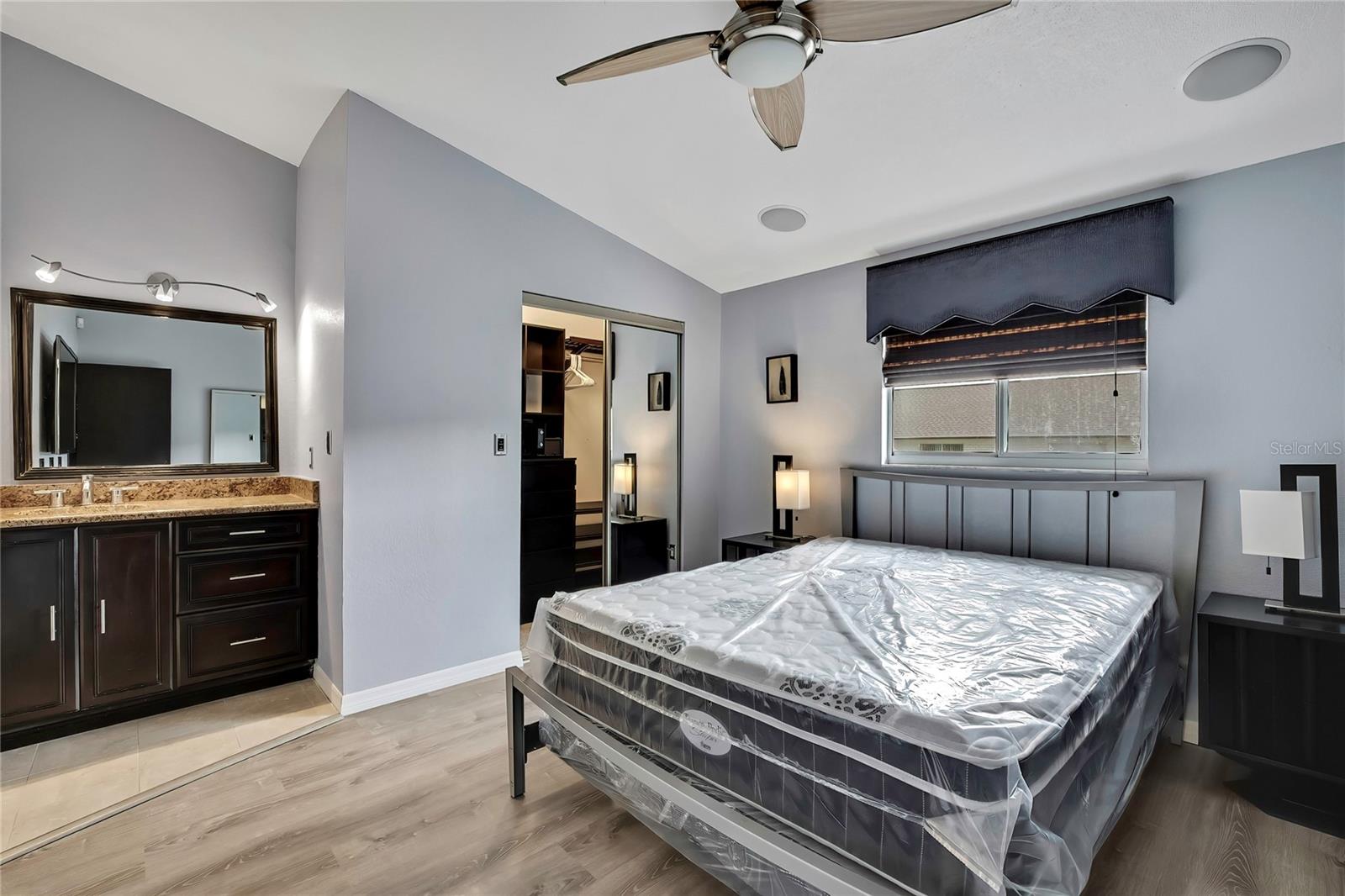 ARBOR OAKS A CONDO - Residential