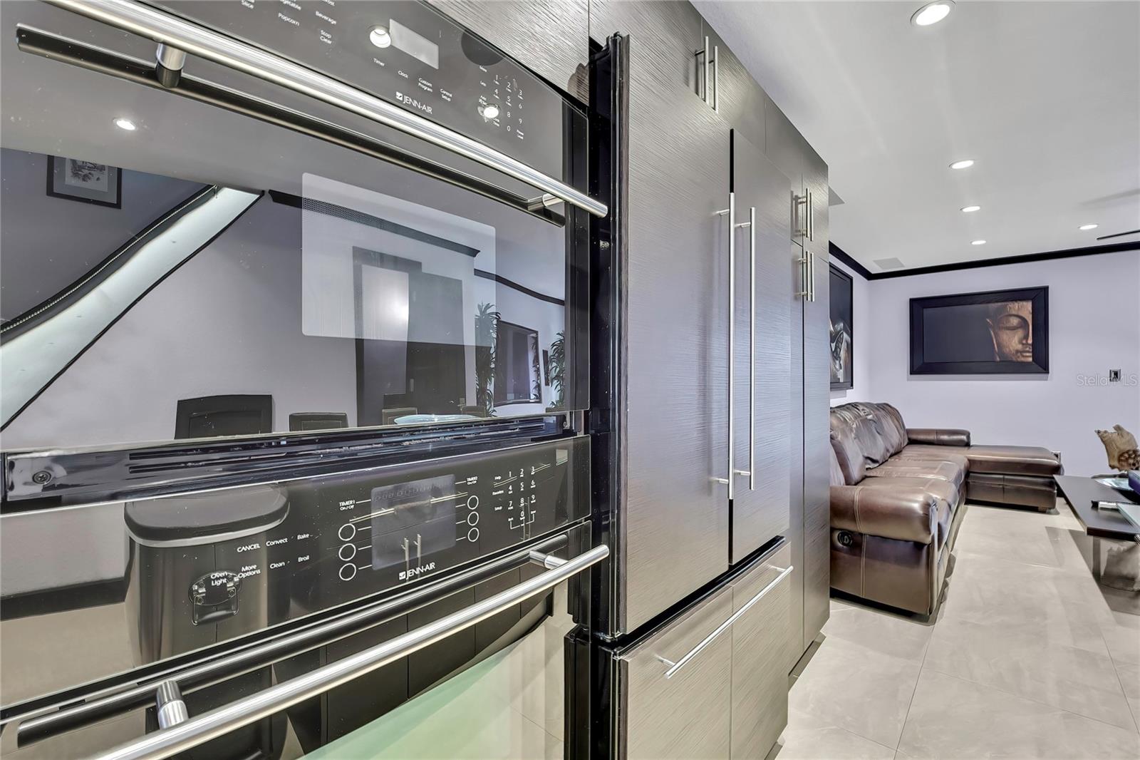 ARBOR OAKS A CONDO - Residential