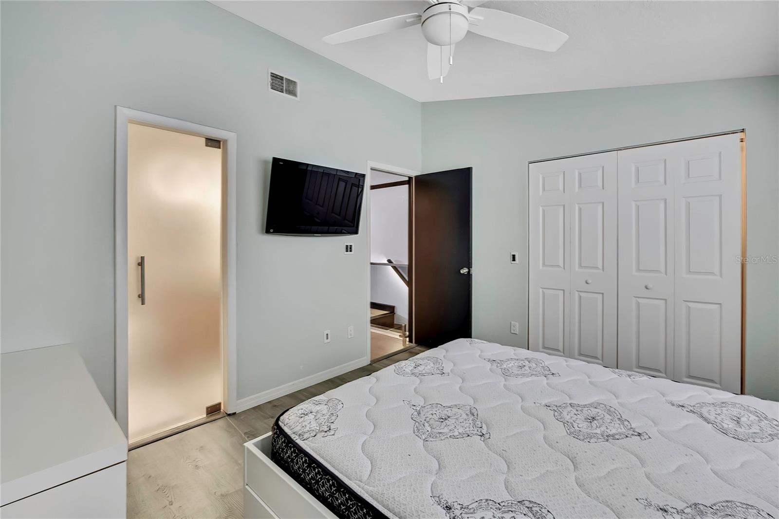 ARBOR OAKS A CONDO - Residential