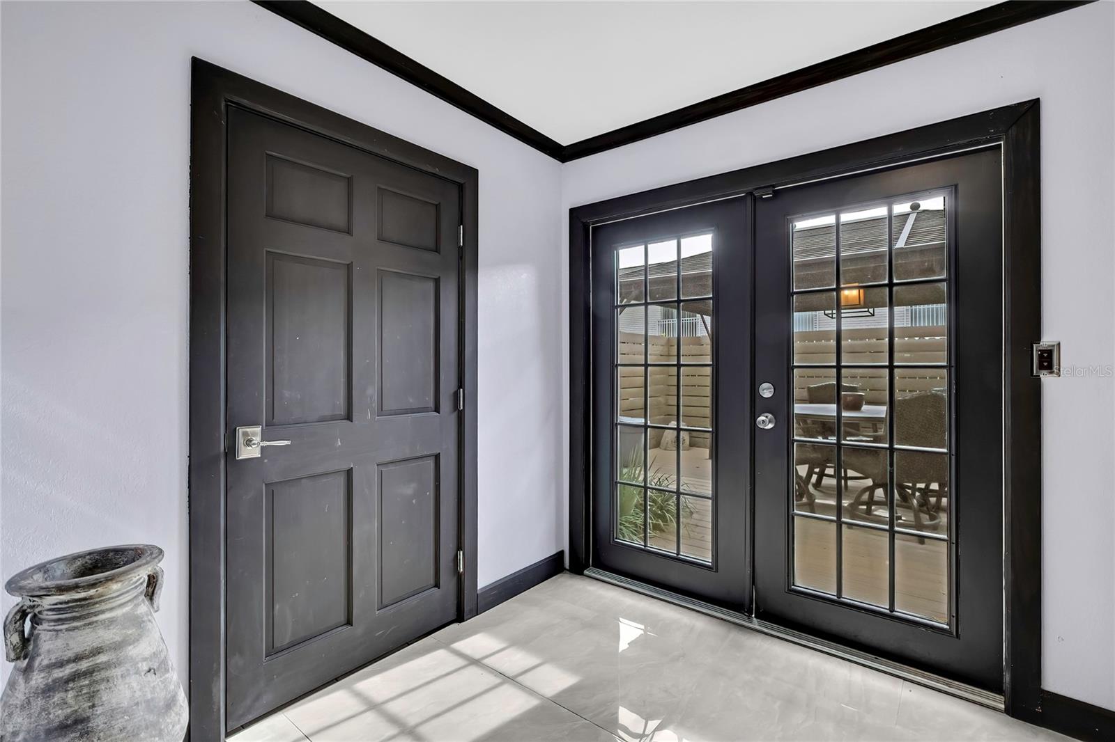 ARBOR OAKS A CONDO - Residential