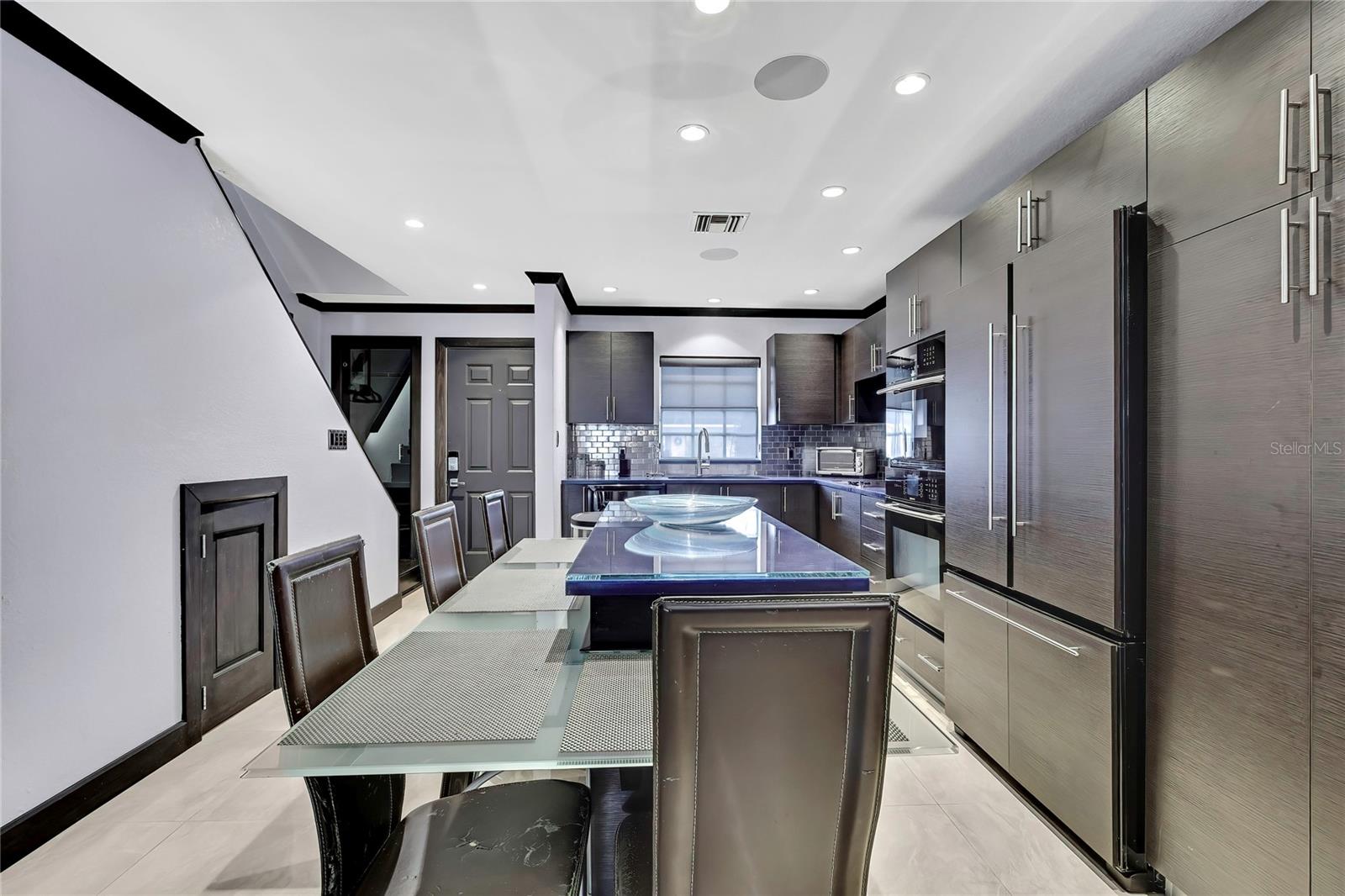 ARBOR OAKS A CONDO - Residential