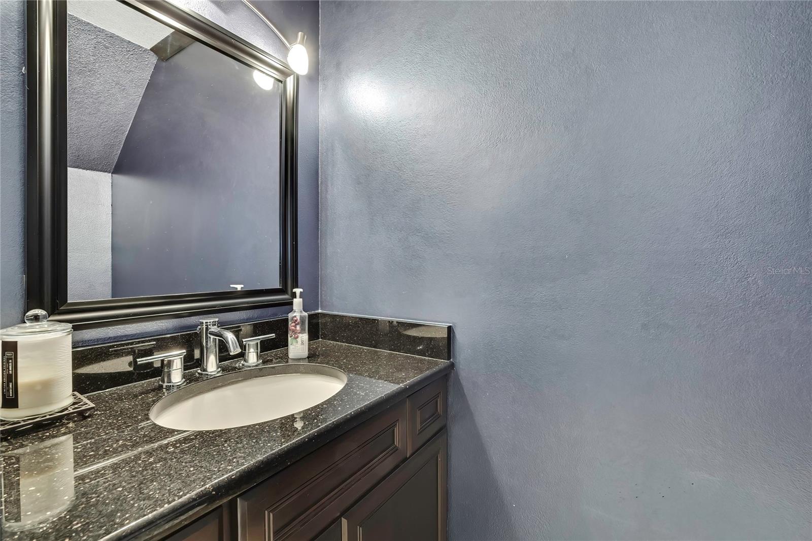 ARBOR OAKS A CONDO - Residential