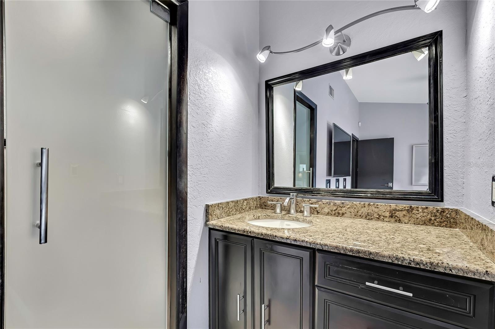 ARBOR OAKS A CONDO - Residential