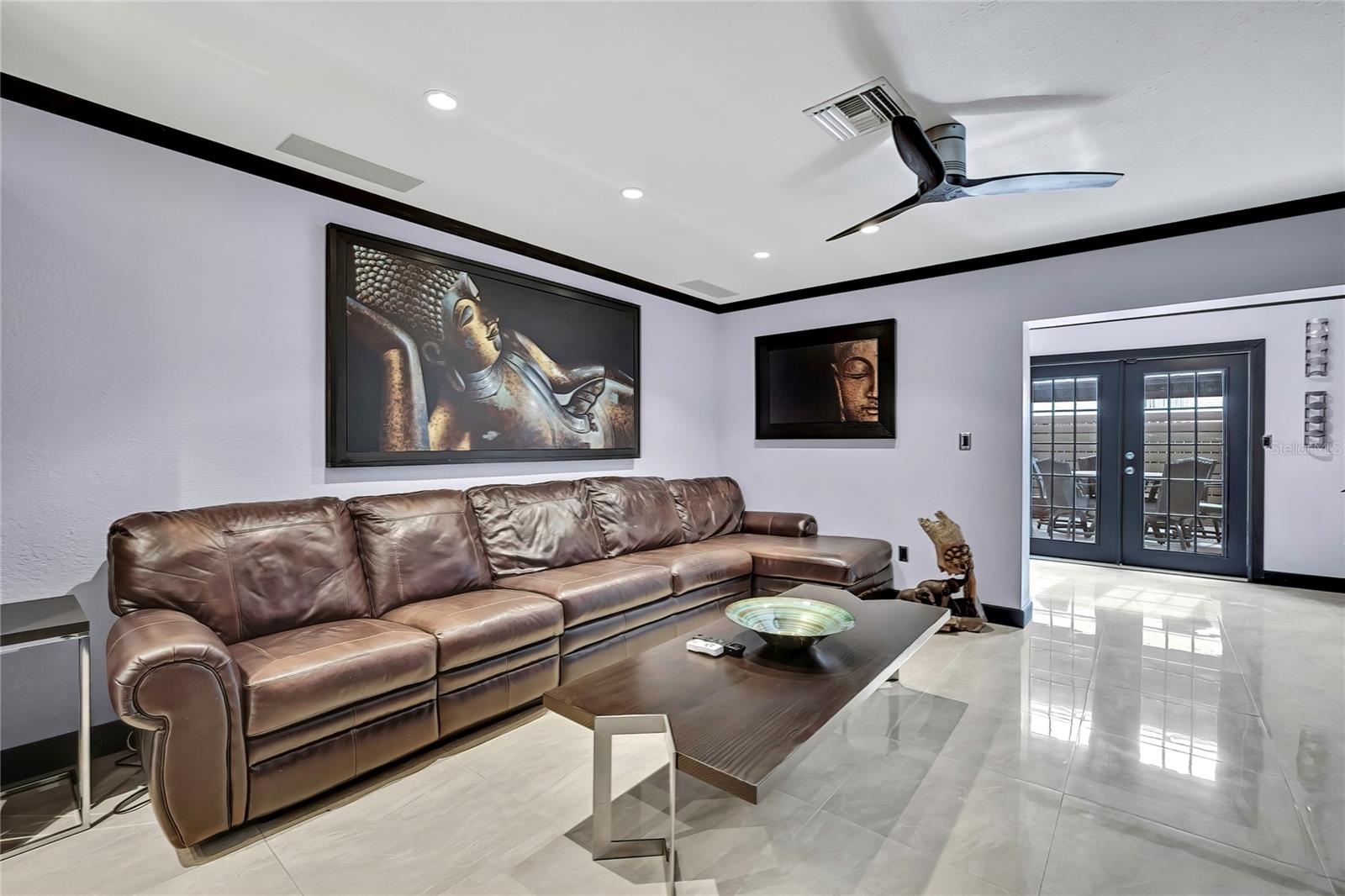 ARBOR OAKS A CONDO - Residential