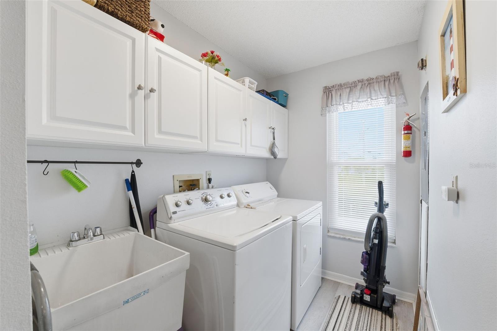 HERNANDO BEACH - Residential