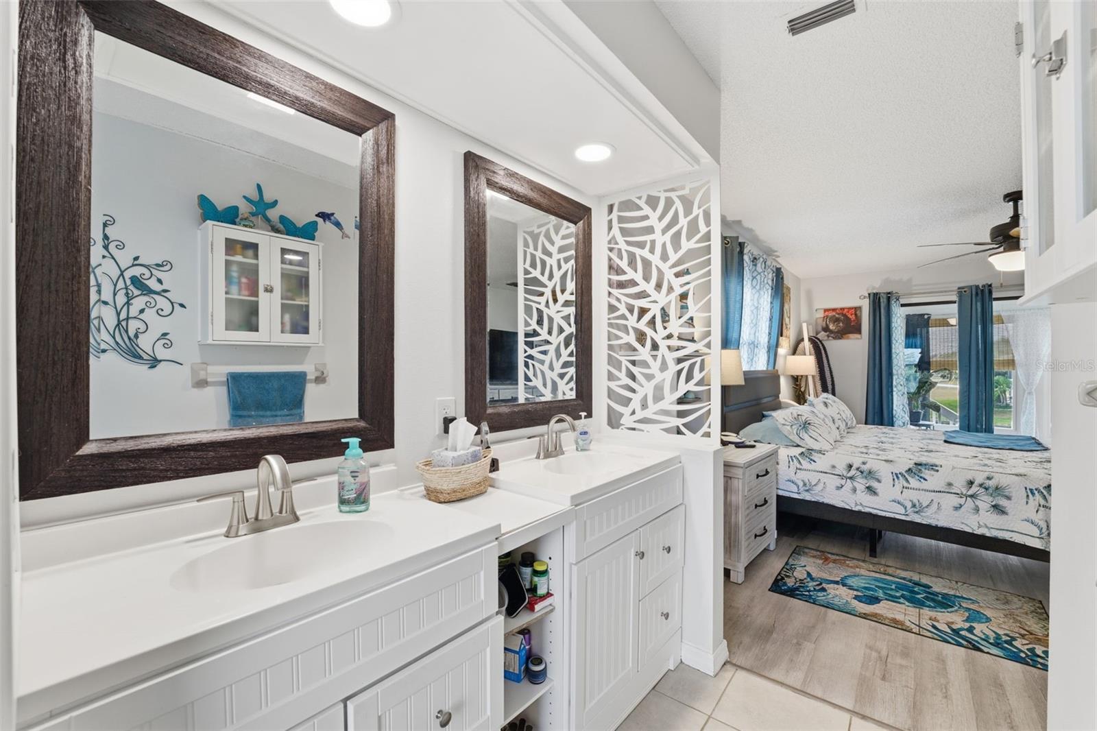 HERNANDO BEACH - Residential