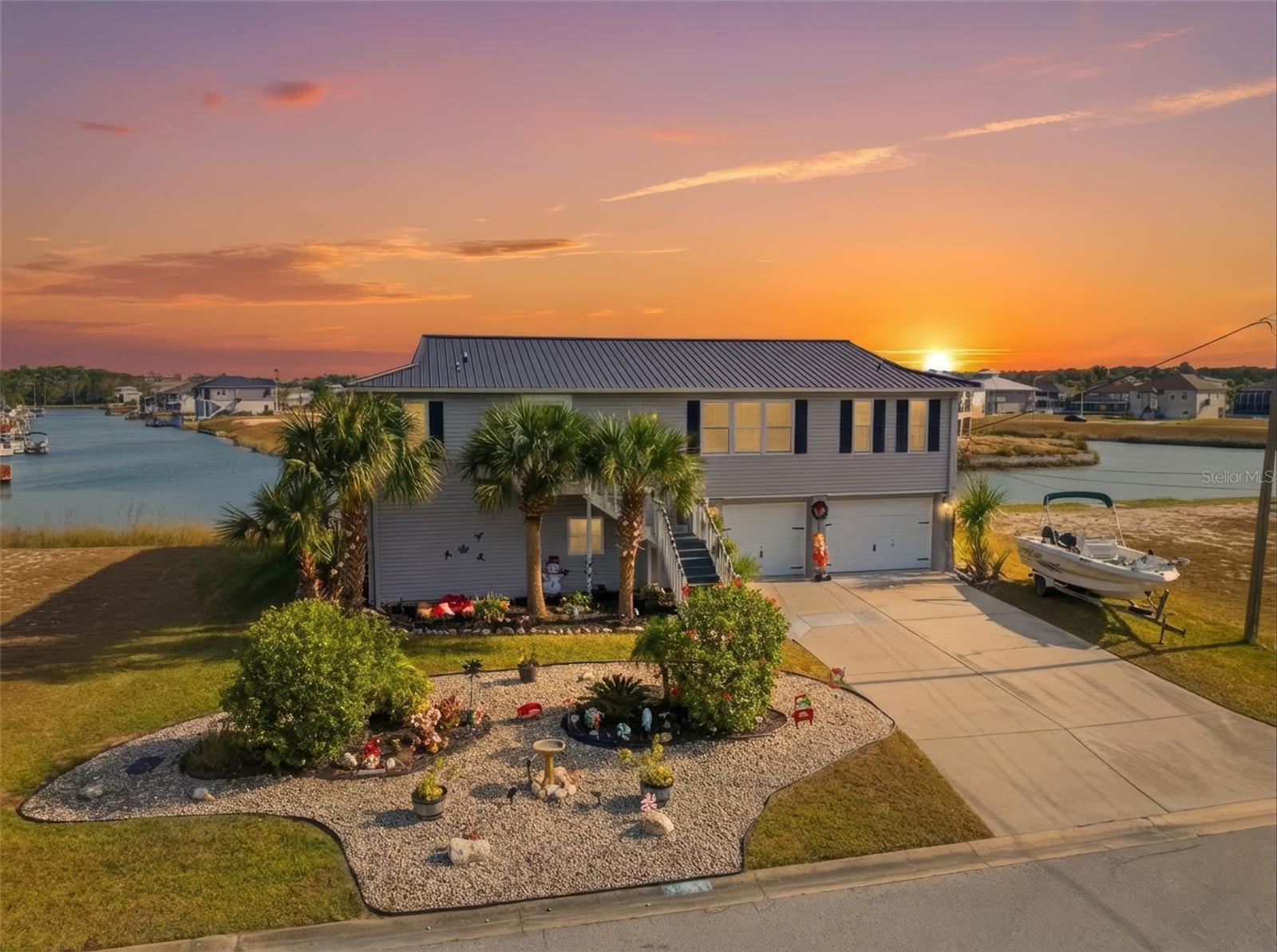 HERNANDO BEACH - Residential