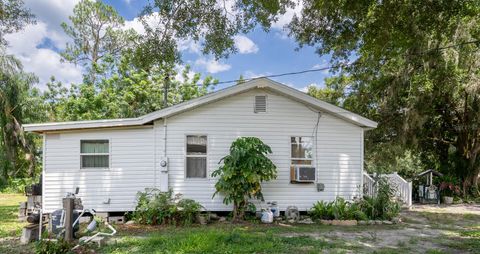 A home in BARTOW