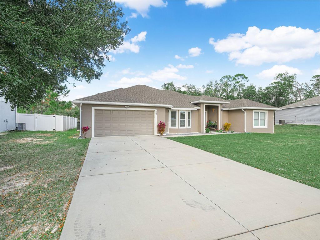 Photo of 739 Fraser Court, Kissimmee, FL 34759 (MLS # S5141624)