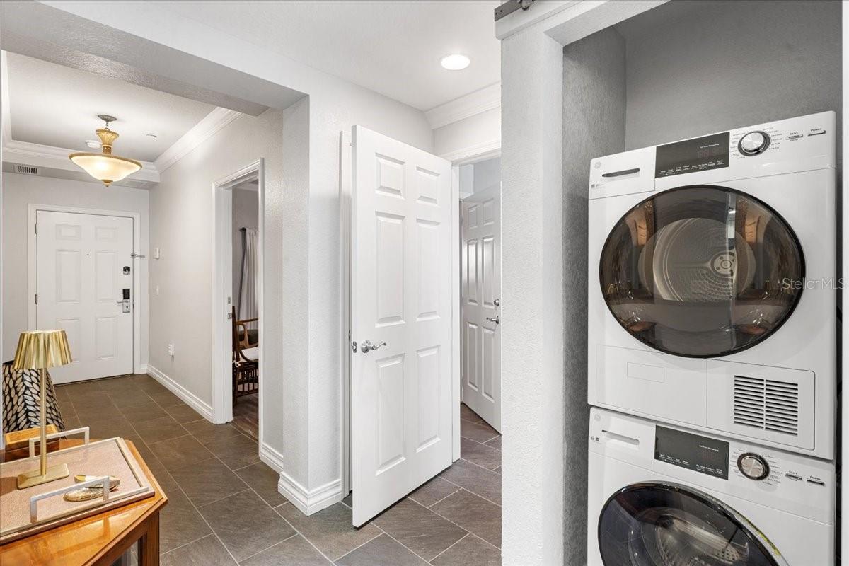 VILLAS AT REUNION SQUARE CONDO PH 3 - Residential