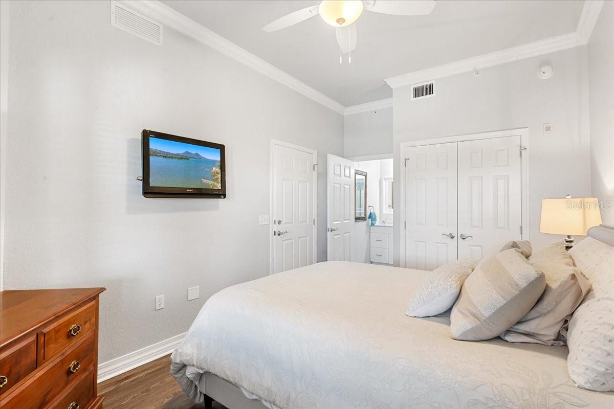 VILLAS AT REUNION SQUARE CONDO PH 3 - Residential