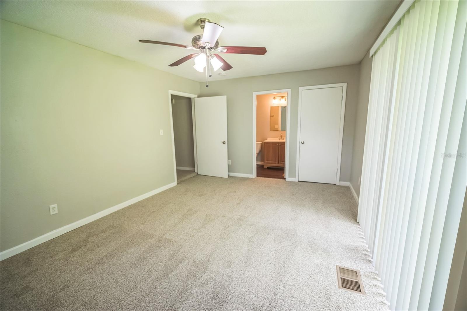 GREENFIELD MANOR - Residential