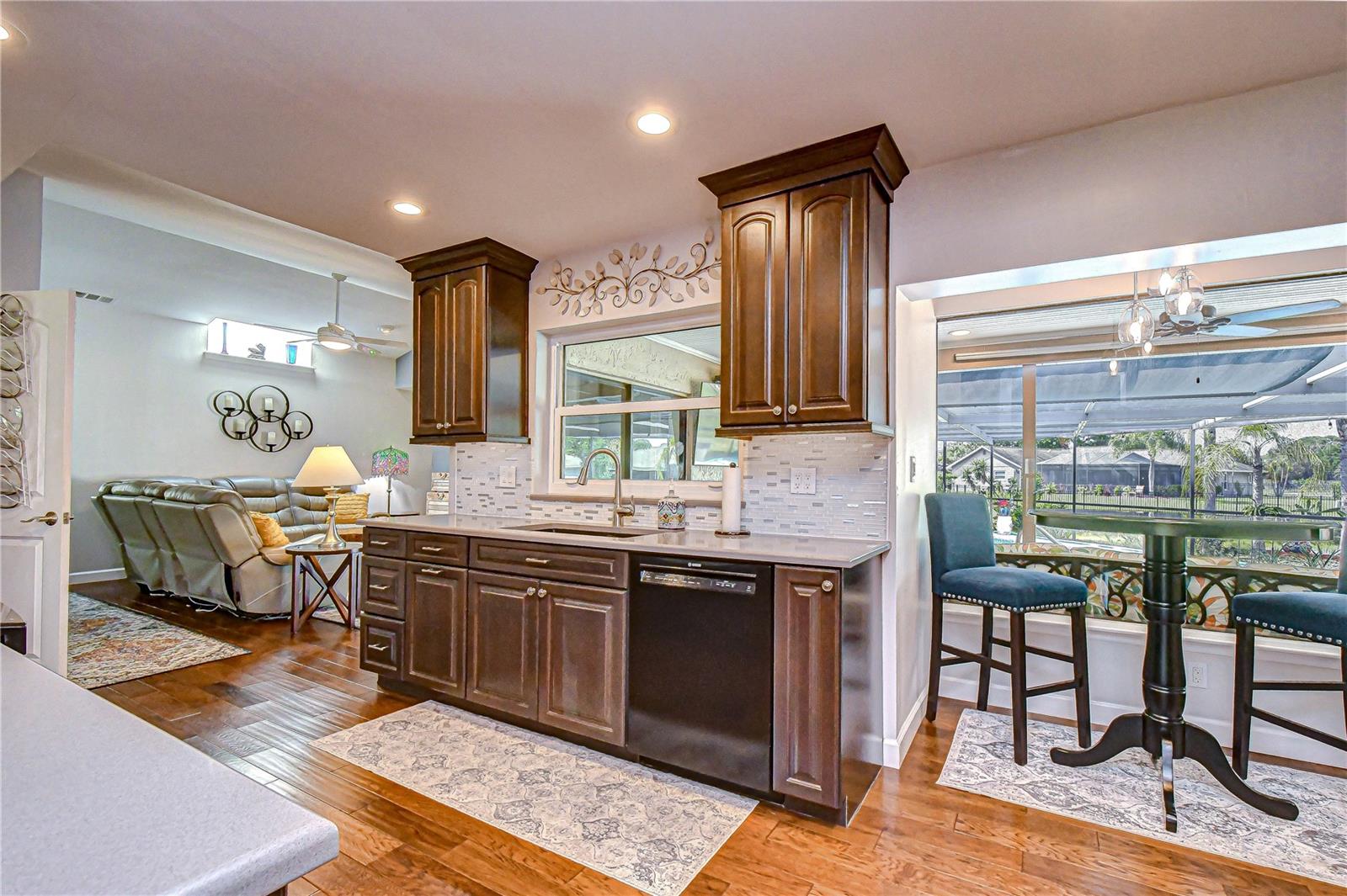 EAST LAKE WOODLANDS - Residential