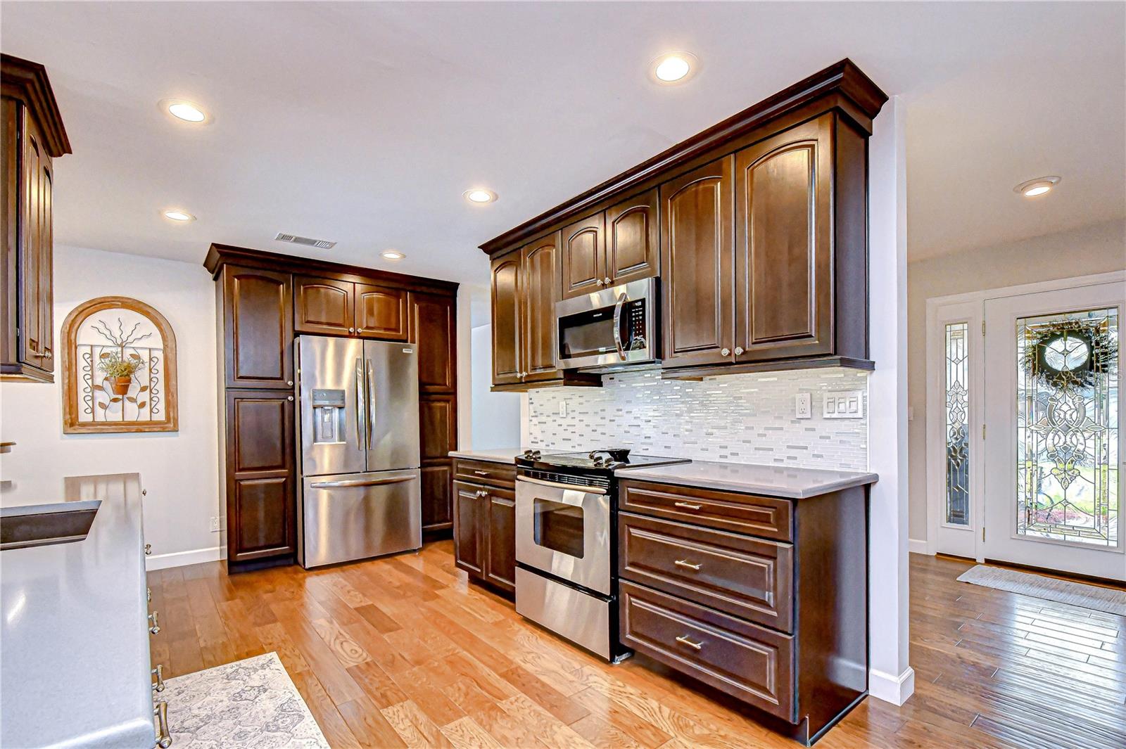 EAST LAKE WOODLANDS - Residential