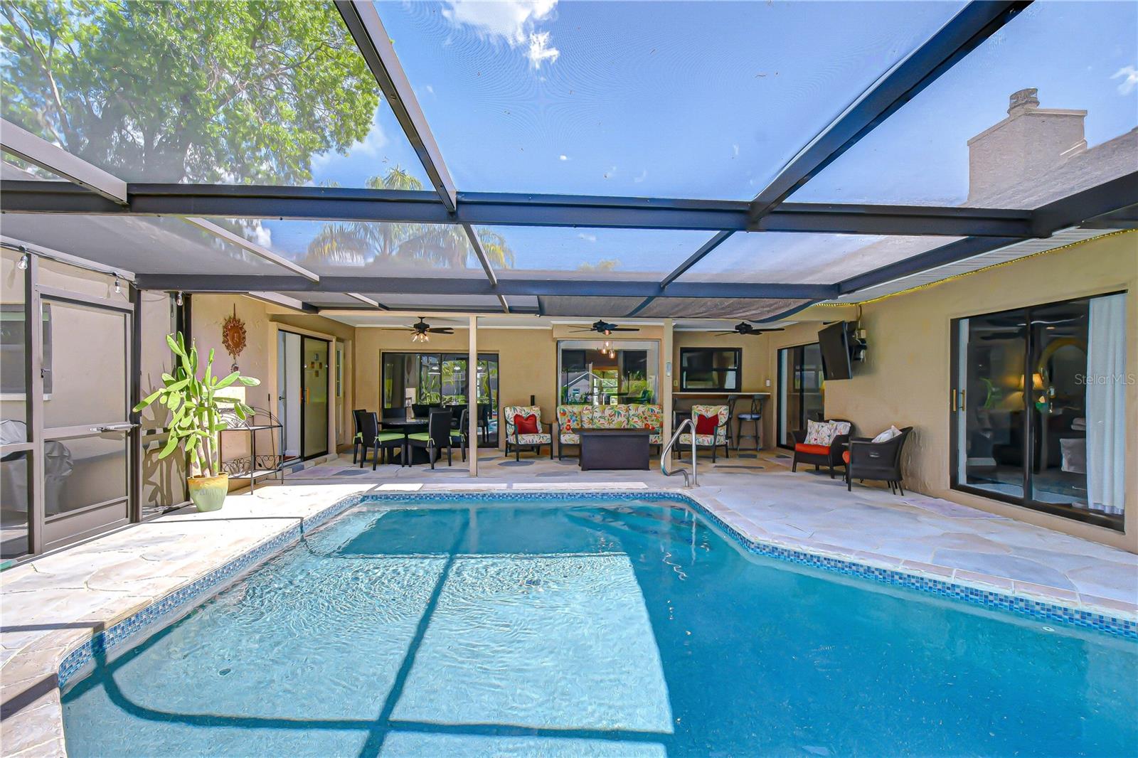 EAST LAKE WOODLANDS - Residential