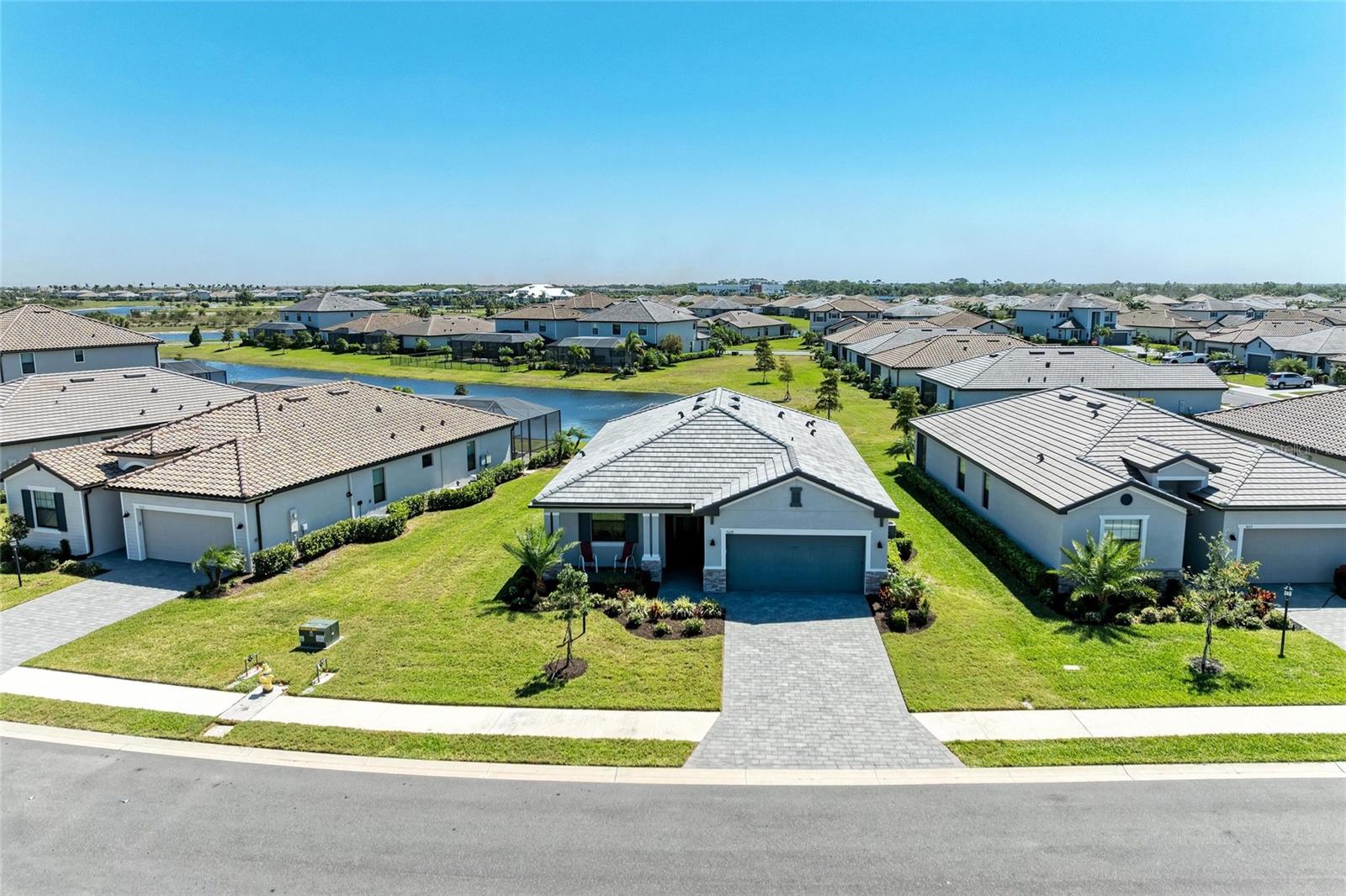 5129 MARINA BASIN COURT