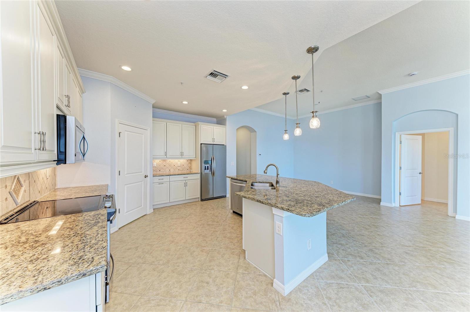 RIVERSIDE AT TIDEWATER PRESERVE - Residential