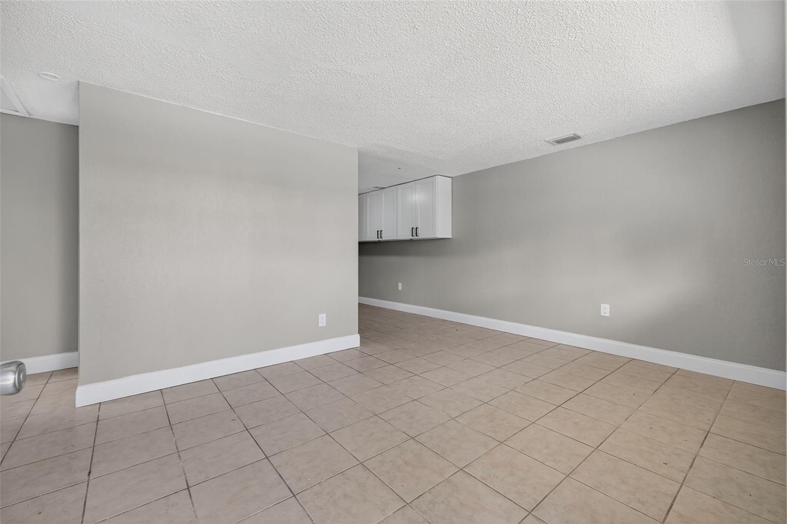 SUNSET ESTATES REP - Residential Lease