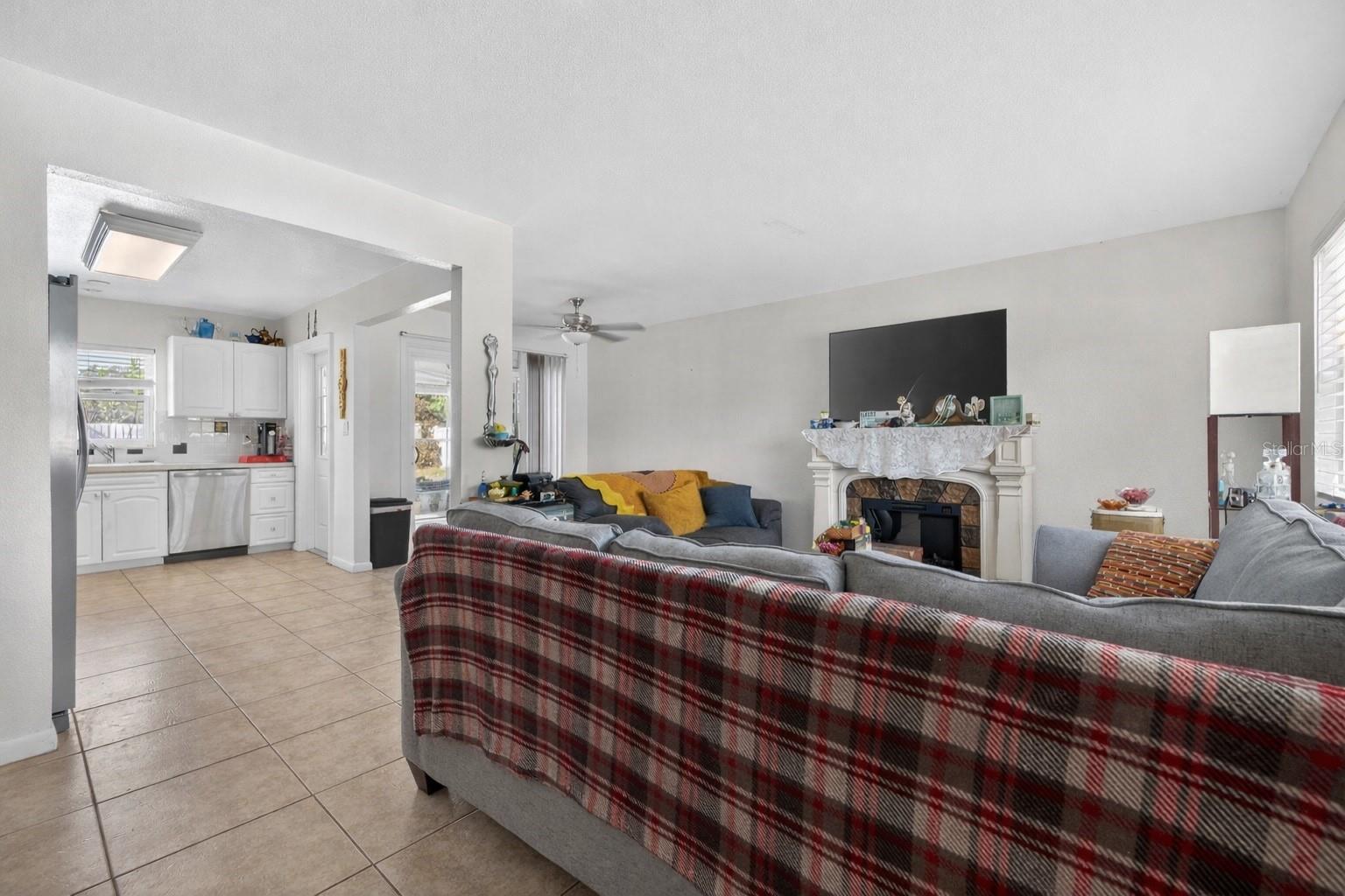 15536 BRISTOL CIRCLE E