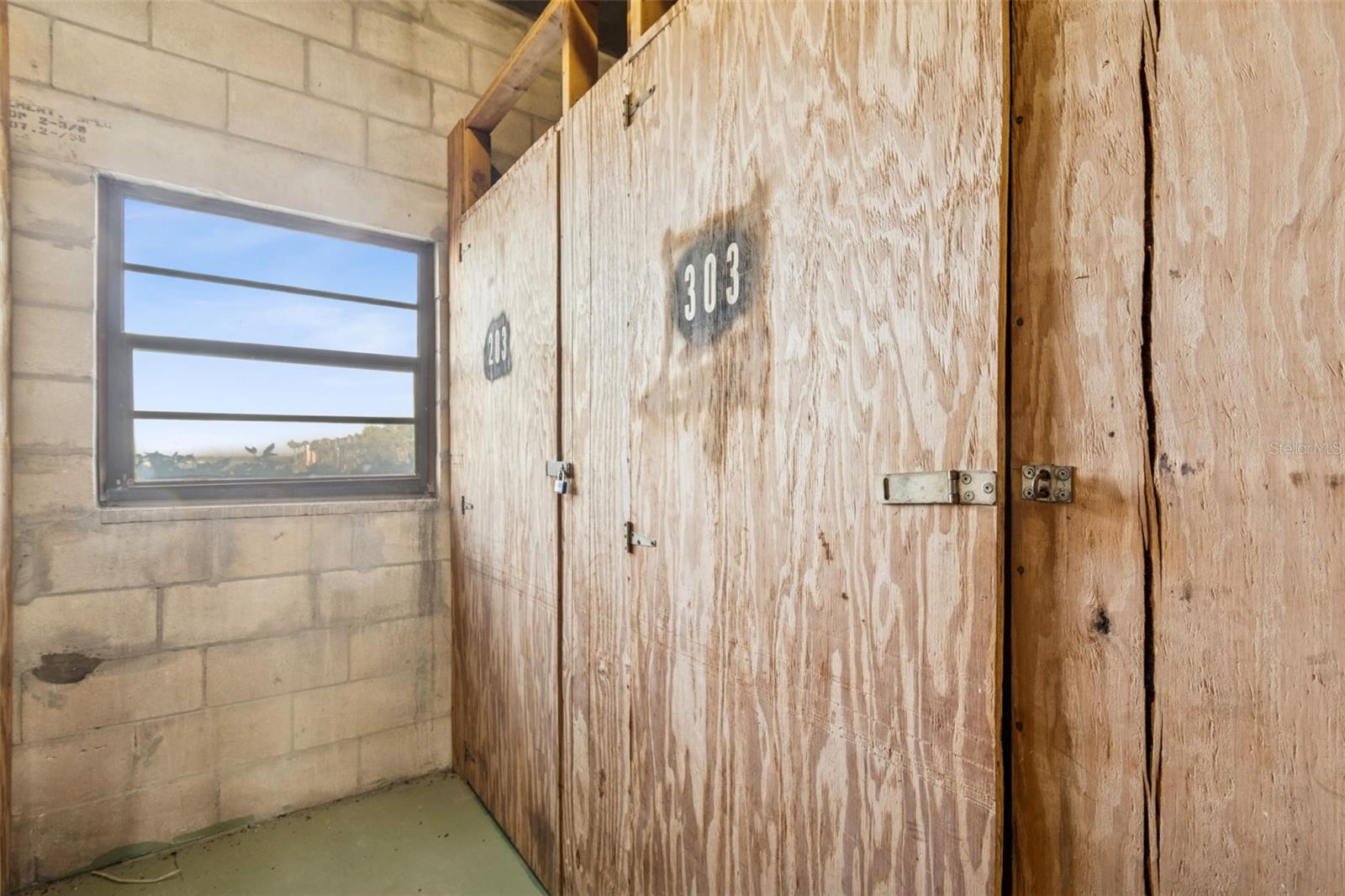 BAY ISLAND GROUP 15 - Residential