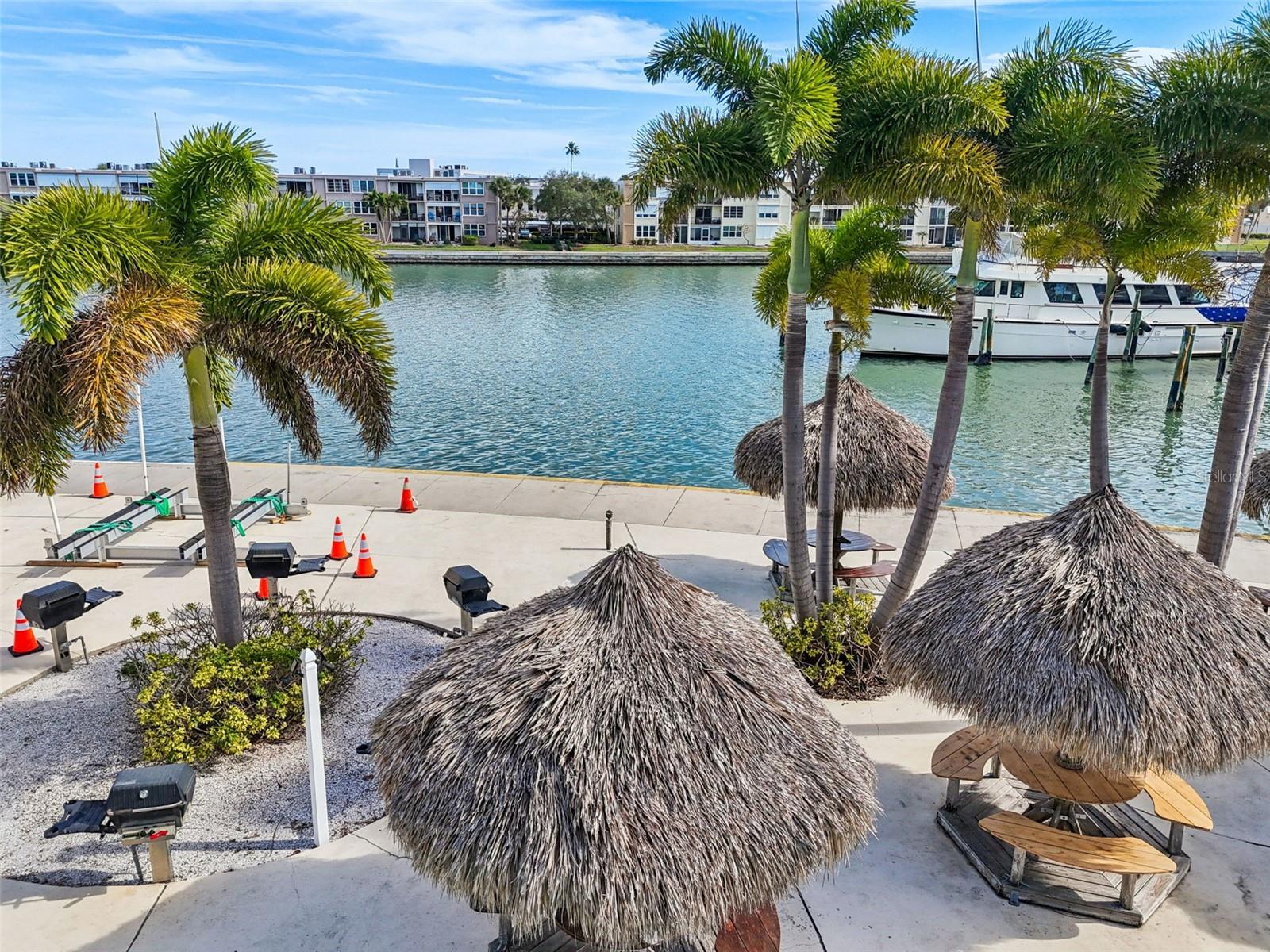 BAY ISLAND GROUP 15 - Residential