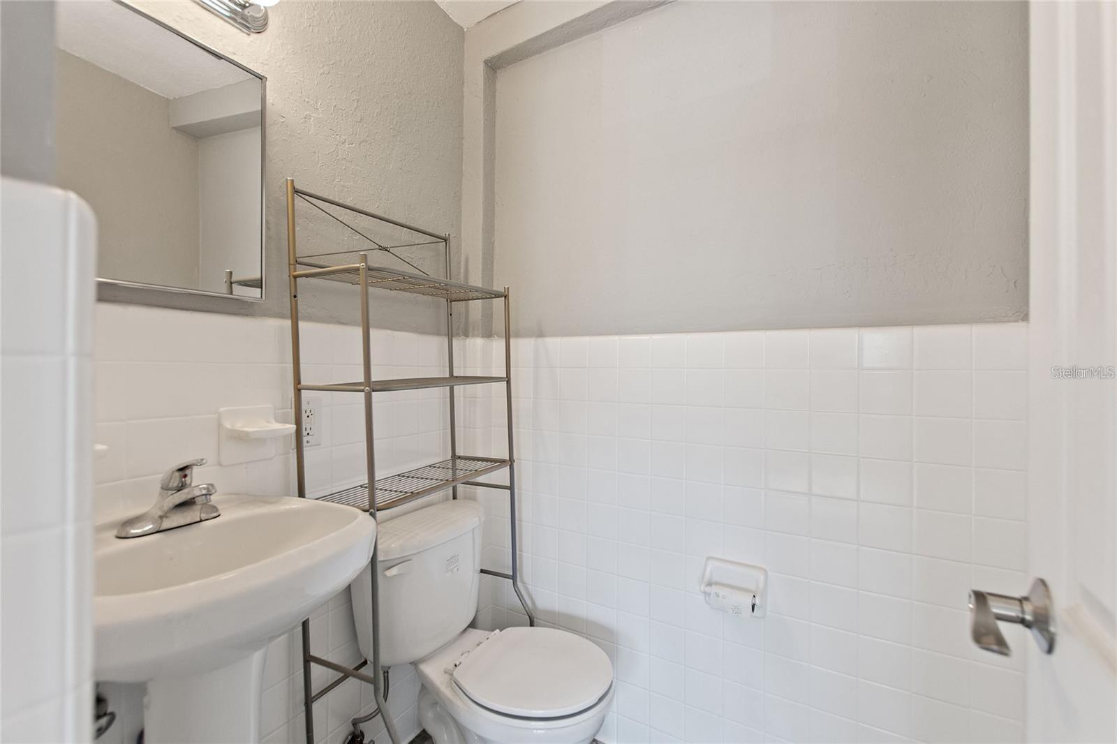 WAVE THE CONDO - Residential