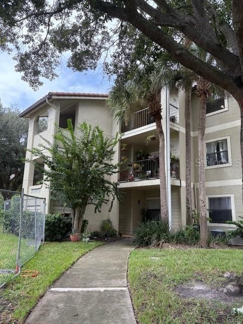 Photo of 3020 Parkway Boulevard #302, Kissimmee, FL 34747 (MLS # S5136902)