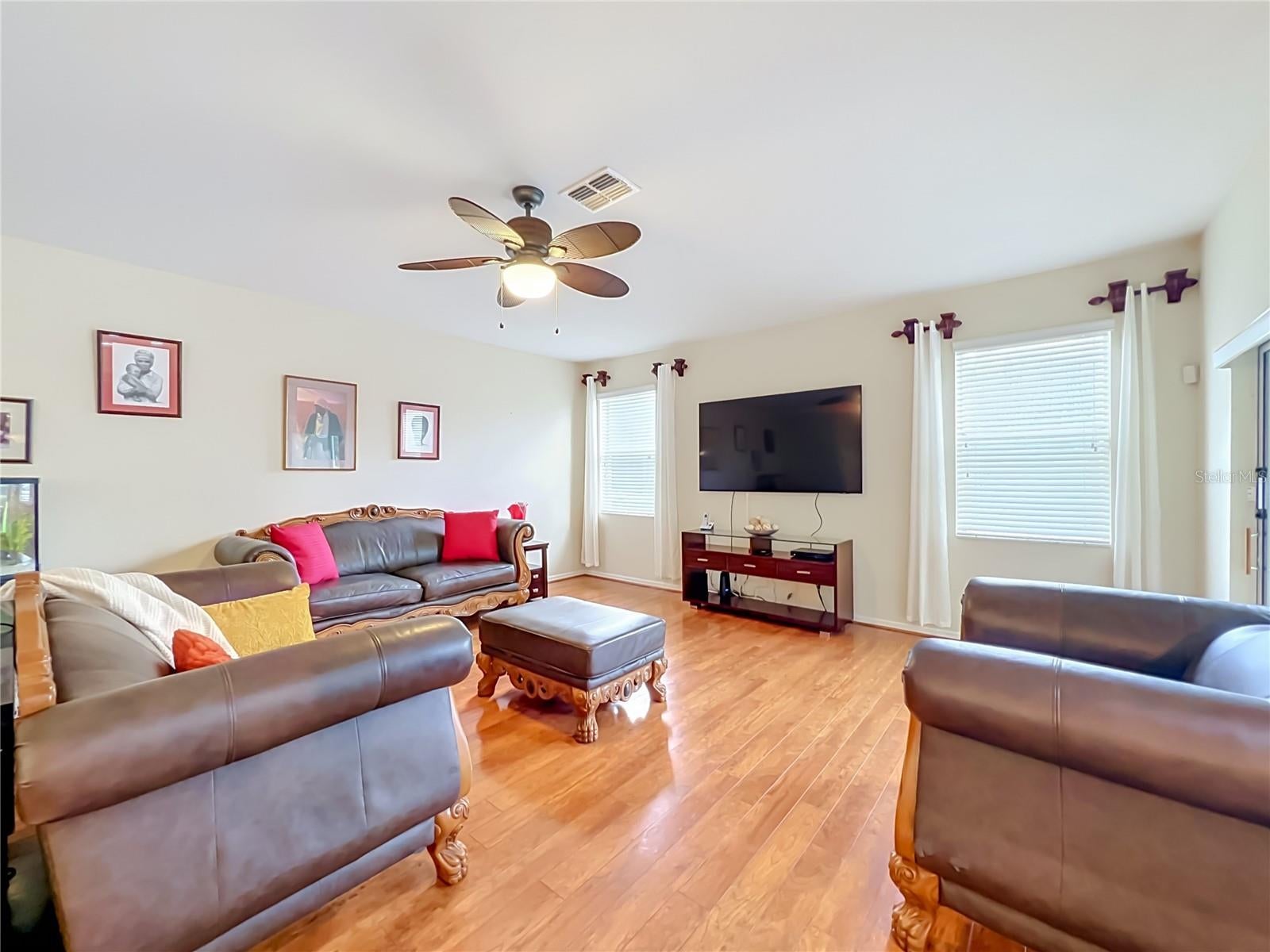 3514 RODRICK CIRCLE