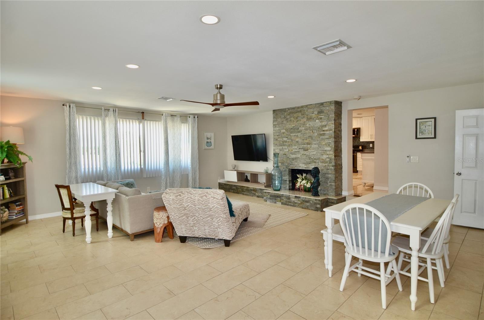 BAY POINT CORR OF - Residential Income