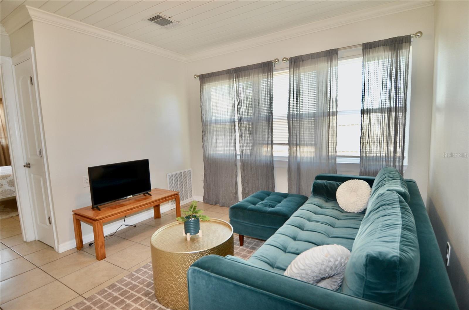 BAY POINT CORR OF - Residential Income