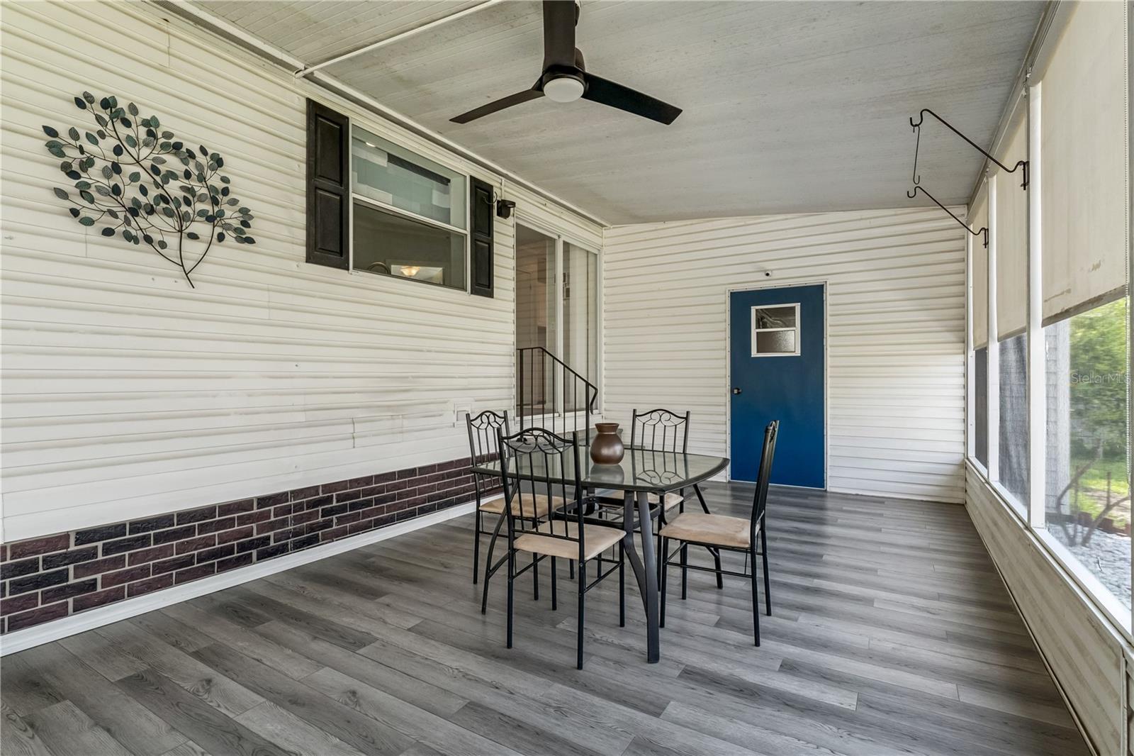 2463 INDEPENDENCE LANE