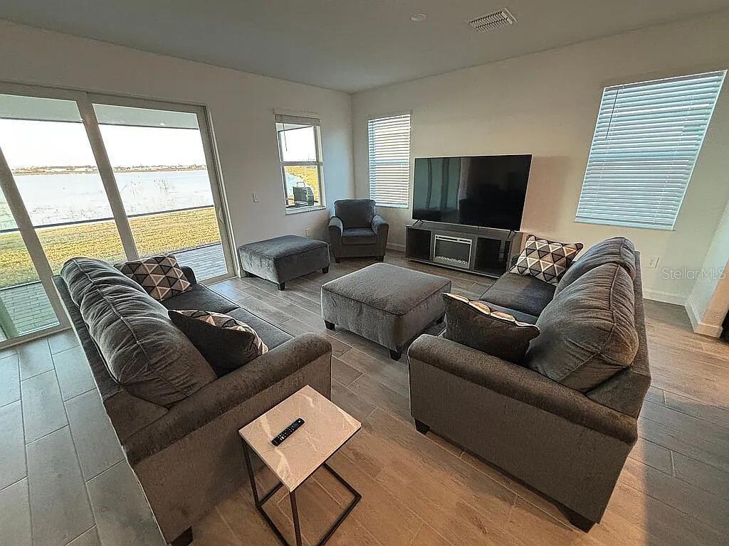 PALM LK/COCO BAY - Residential