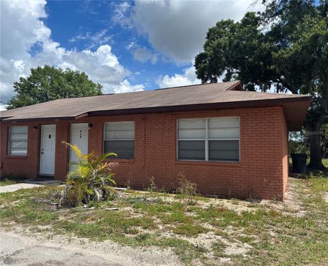 2 beds bed, 1 baths bath property at 468 Oregon Avenue, Lakeland, FL 33815