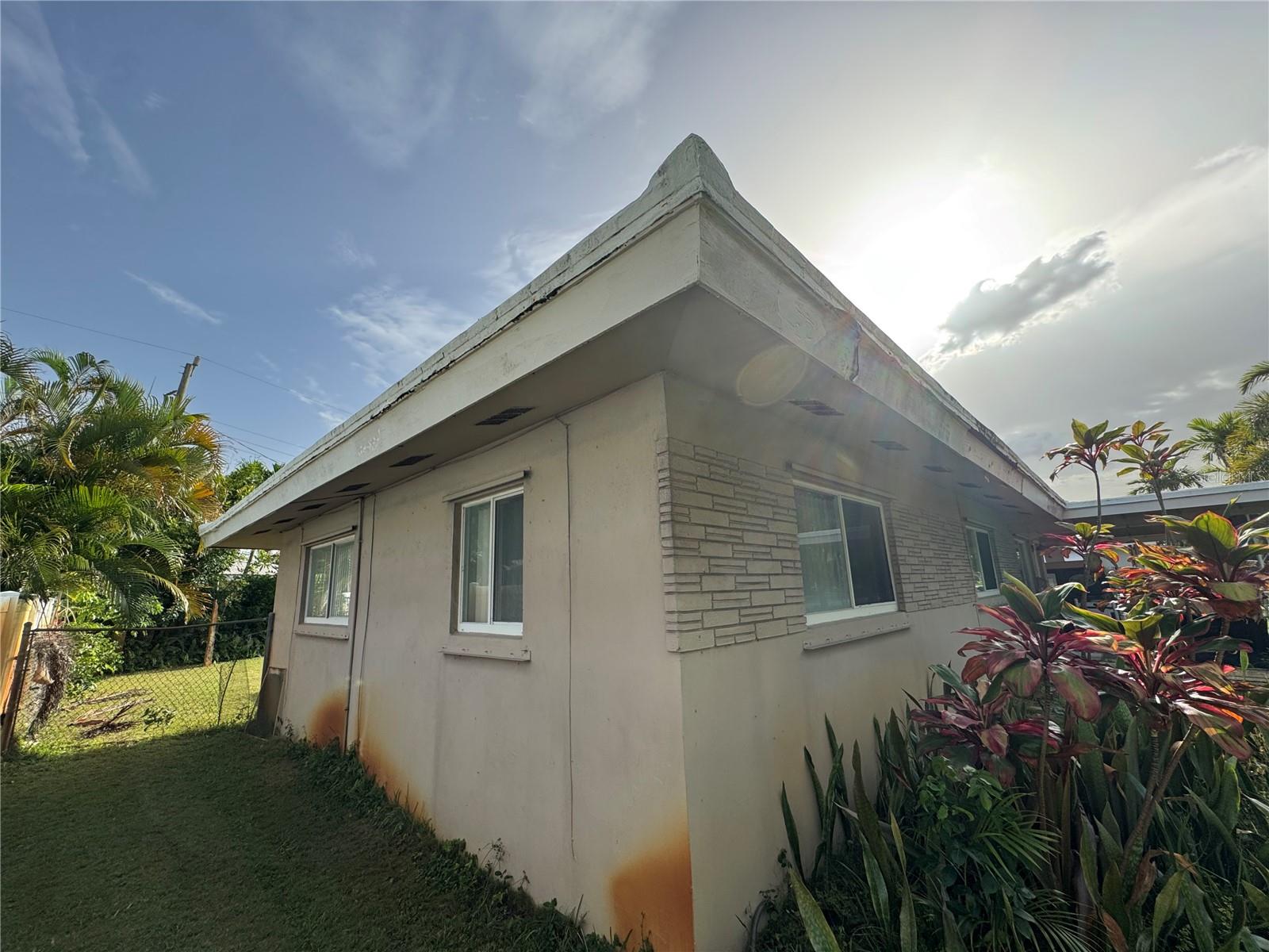 MARY-KNOLL 39-48 B - Residential