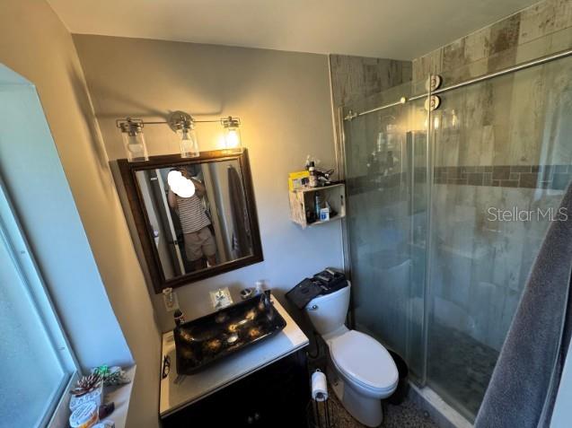 MARY-KNOLL 39-48 B - Residential