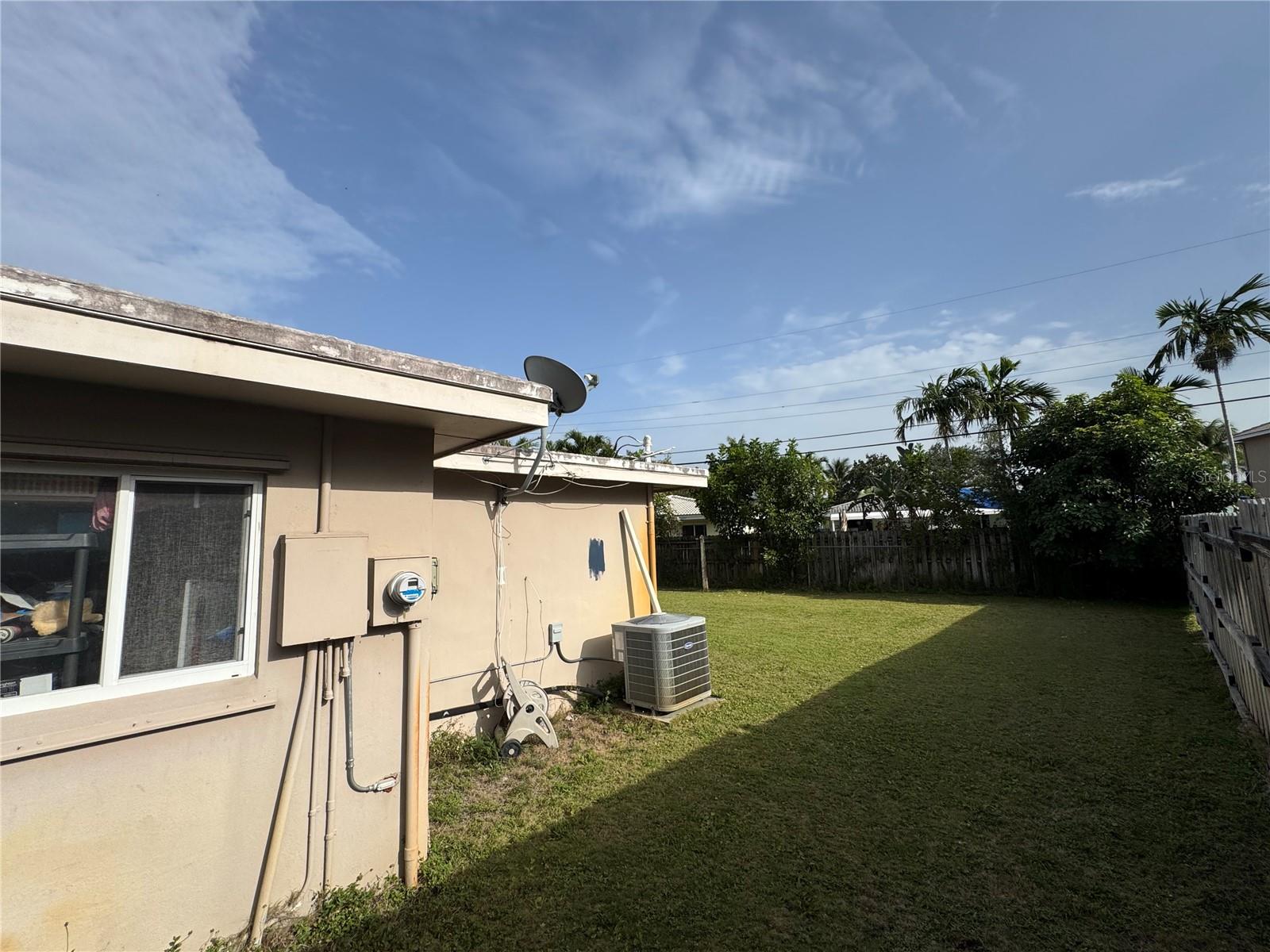 MARY-KNOLL 39-48 B - Residential